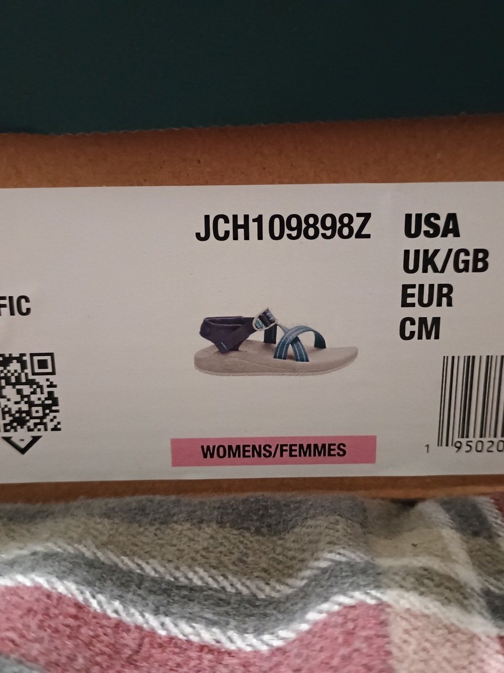 Women Chaco Cloud Sandals - Picture 3 of 3